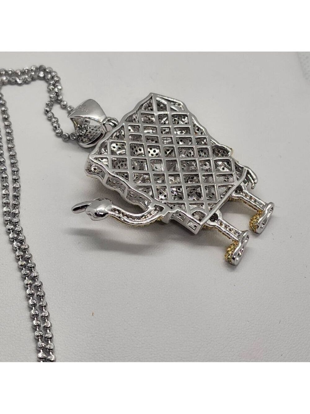 Brand New Sterling Silver 925 SpongeBob Square Pants Necklace - Picture 3 of 4